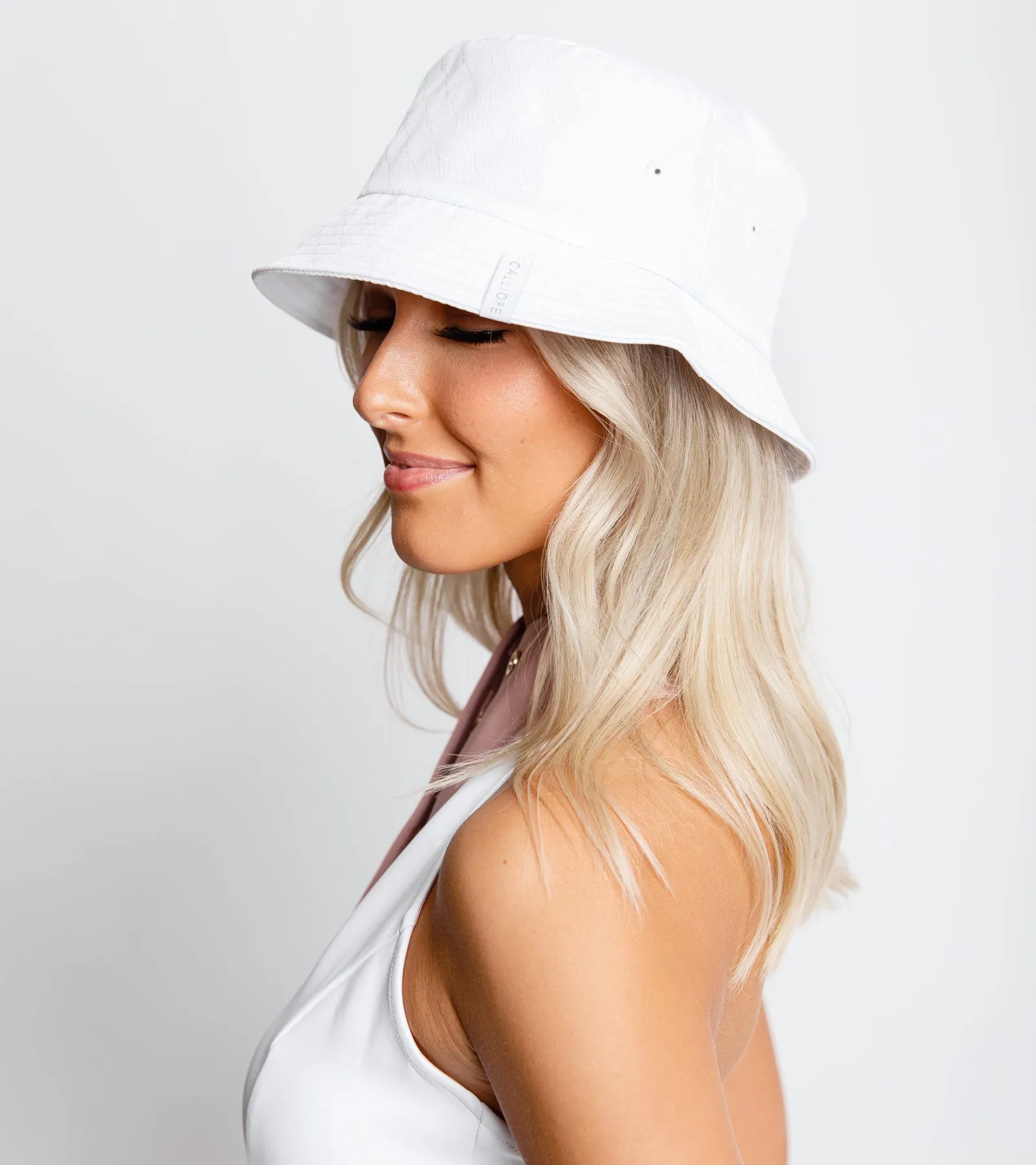 Calliope Ladies Birdies & Belles Bucket Hat