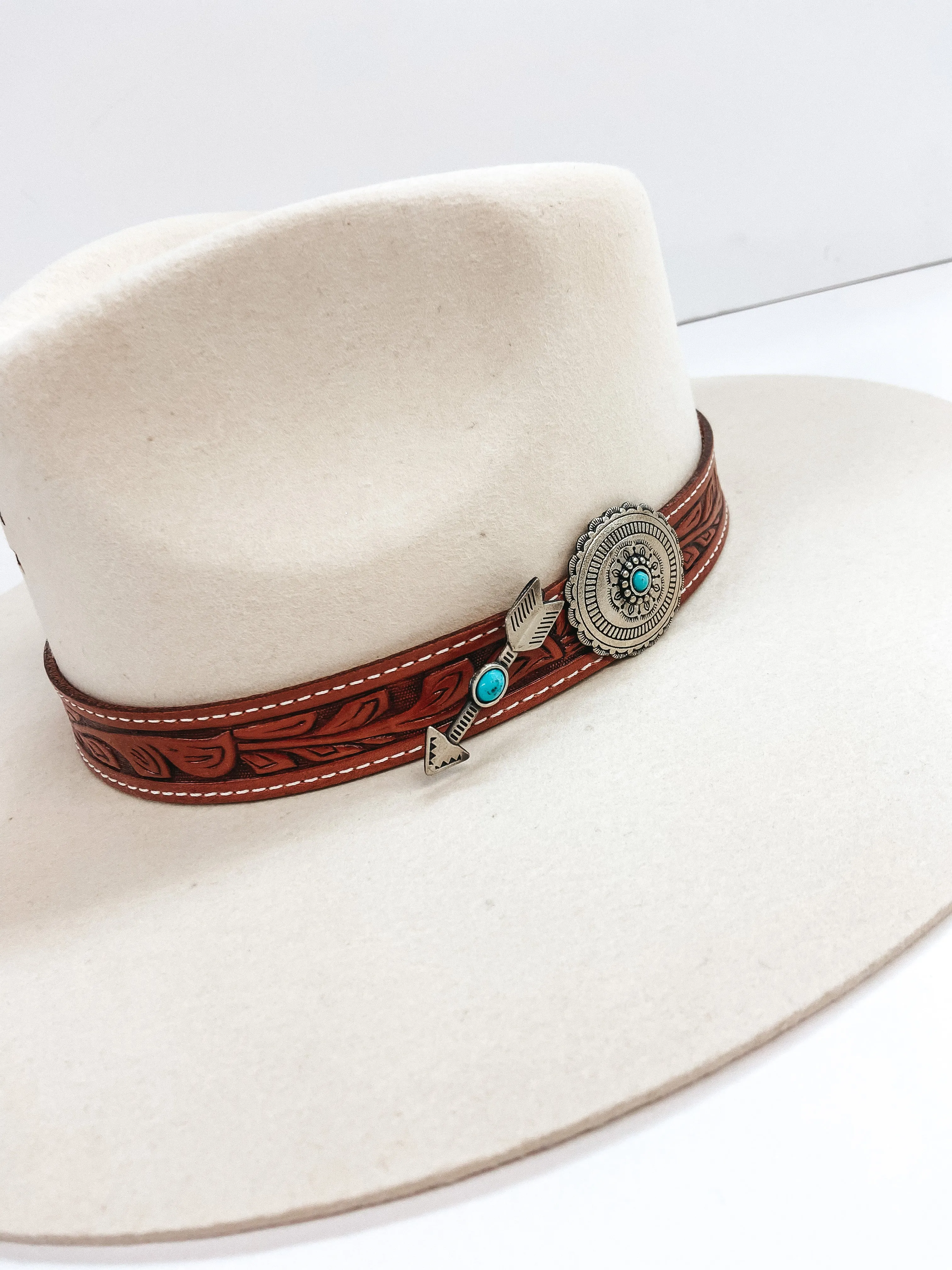 Charlie 1 Horse | White Sands Wool Felt Hat with Leather Tooled Band and Silver Concho in Ivory