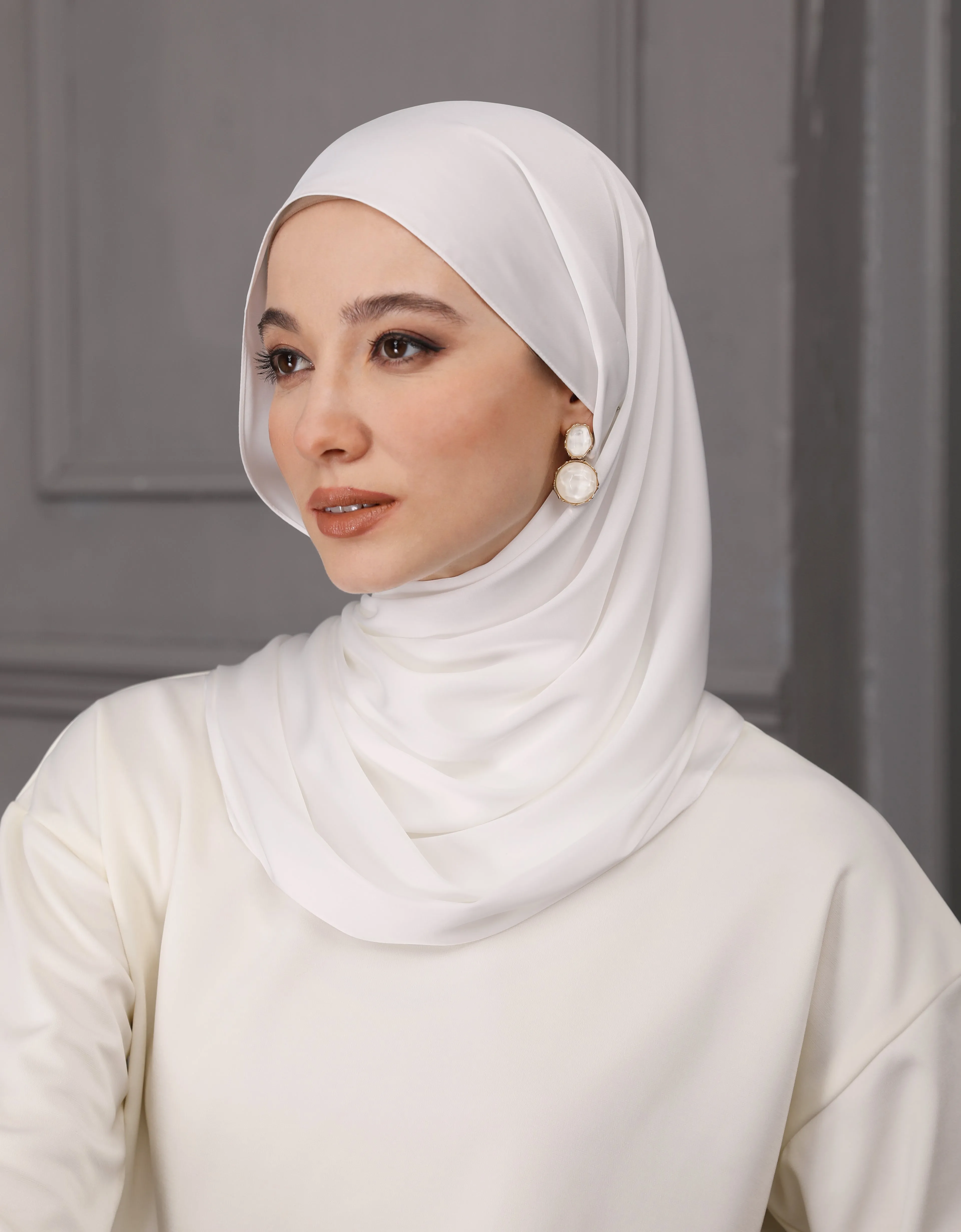 EVELYN SHAWL (OFF WHITE)